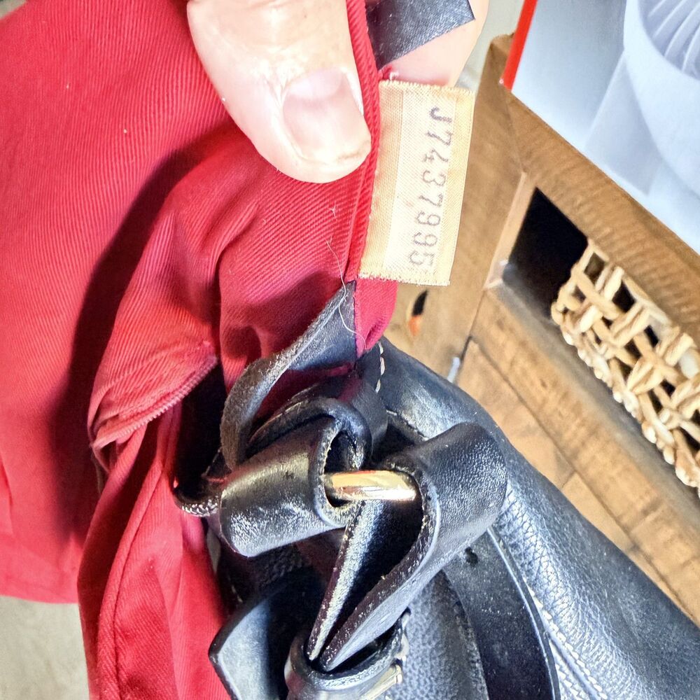 Vintage Dooney & Bourke 1975 Anniversary East West Hobo Duck Charm Black Large - Picture 9 of 10
